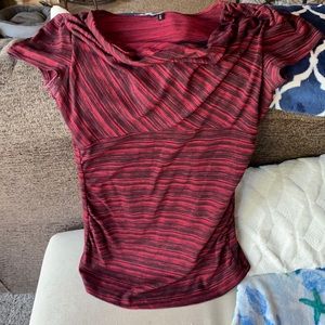 Women’s dressy shirt sleeve shirt